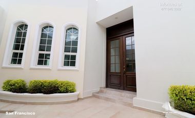 CASA en VENTA en JARDINES DE SAN FRANCISCO