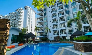 FOR SALE 1 BEDROOM UNIT with  Parking AT PARKSIDE VILLAS PASAY CITY