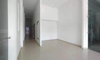 Local en arriendo en el Poblado.