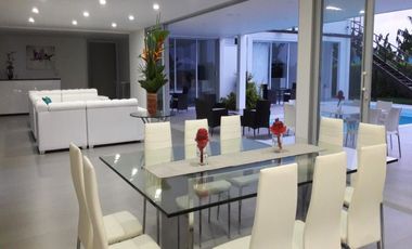 FINCA LA PERLA TOTALMENTE PRIVADA DISPONIBLE LLAMA YA