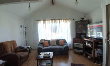 Los Fundadores, Casa de 90 MT2 $ 140.000.000.