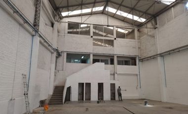 PR18403 Bodega en venta en el sector San Fernando