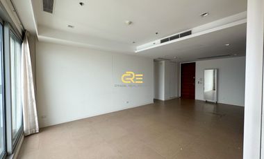The River Condominium - High Floor 2 Beds + Studio Facing IconSiam for Sale!