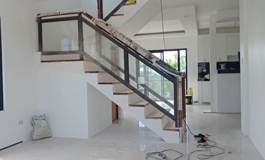 5Bedroom Accessible Single Detached House and Lot near Tanauan City Exit