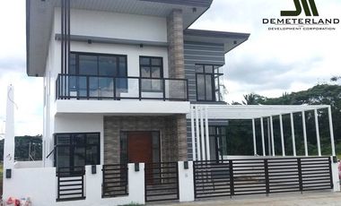 5Bedroom Accessible Single Detached House and Lot near Tanauan City Exit