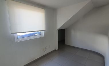Hermosa Casa En Renta  a 2 min de Av Las Torres a Espaldas de Town Square