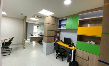 QUO BUSINESS CENTER P.H.