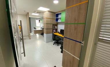 QUO BUSINESS CENTER P.H.