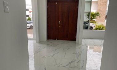 Casa de Venta en Vía San Mateo, Manta, Ecuador