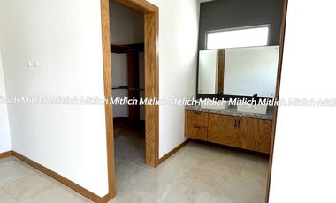 CASA EN VENTA VALDIVIA $4,830,000