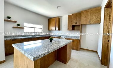 CASA EN VENTA VALDIVIA $4,830,000