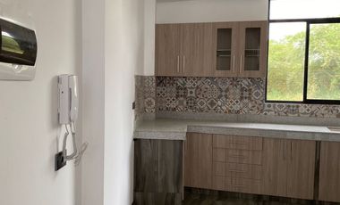 VENDO CASA DE ESTRENO DE DOS PISOS MAS AZOTEA EN BOULEVARD PARK PLAZA