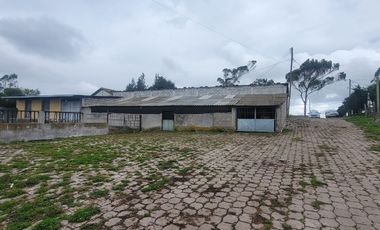 HACIENDA EN PÍLLARO