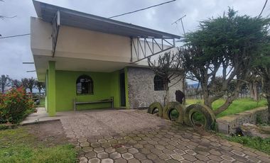 HACIENDA EN PÍLLARO