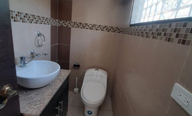 URDENOR, ALQUILO LINDA VILLA 4 DORMITORIOS SIN MUEBLES