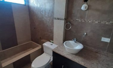URDENOR, ALQUILO LINDA VILLA 4 DORMITORIOS SIN MUEBLES