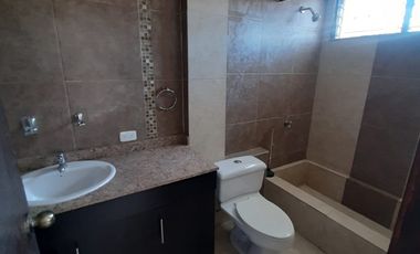 URDENOR, ALQUILO LINDA VILLA 4 DORMITORIOS SIN MUEBLES