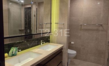 FOR RENT LUXURY APARTMENT Anandamaya 31st Floor, 2 Bedroom Fully Furnished 131 sqm