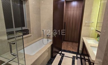 FOR RENT LUXURY APARTMENT Anandamaya 31st Floor, 2 Bedroom Fully Furnished 131 sqm