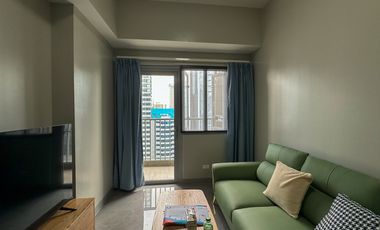 FOR RENT: 1 Bedroom w/ Balcony in The Ellis, Makati