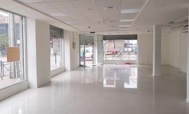 Arrendamos amplio local comercial con gran visibilidad en el centro de Temuco