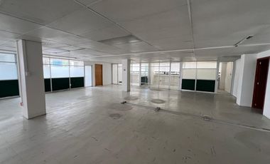 SE RENTA EDIFICIO EN HUEXOTITLA
