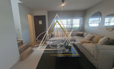 Casa en Queretaro con estacionamiento semitechado ppasillo lateral Entrega Inmediata Zire Zona Zakia condominio con alberca