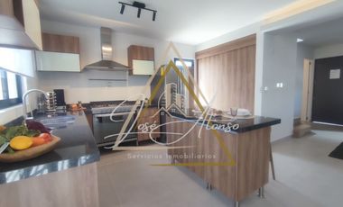 Casa en Queretaro con estacionamiento semitechado ppasillo lateral Entrega Inmediata Zire Zona Zakia condominio con alberca