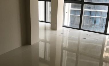 4 Bedroom can be Fully Furnished for Rent in Uptown Ritz Residence