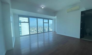 FOR LEASE / 4BR unit in Grand Hyatt | Unfurnished