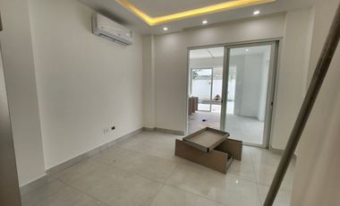 Samborondon, Venta de Hermosa Casa de Estreno 4 Dorm.