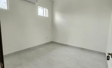 Samborondon, Venta de Hermosa Casa de Estreno 4 Dorm.