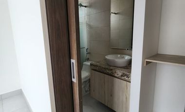 Samborondon, Venta de Hermosa Casa de Estreno 4 Dorm.