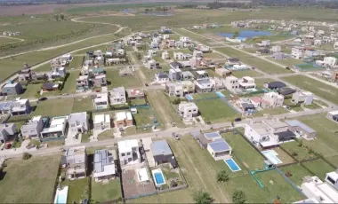 ULTIMOS LOTES EN EL BARRIO CERRADO LAGUNA AZUL