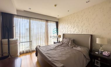 The River Condominium - HOT SALE! High Floor, 2 Beds + Studio Facing IconSiam for Rent or Sale!