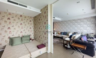 The River Condominium - HOT SALE! High Floor, 2 Beds + Studio Facing IconSiam for Rent or Sale!