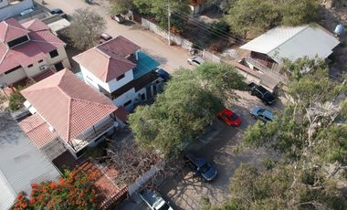 AYANGUE - VENTA DE CASA AMOBLADA