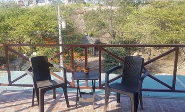 AYANGUE - VENTA DE CASA AMOBLADA