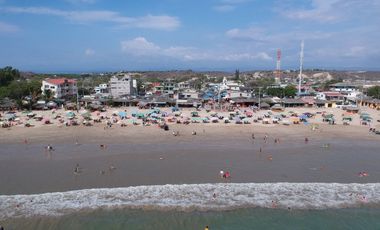 AYANGUE - VENTA DE CASA AMOBLADA