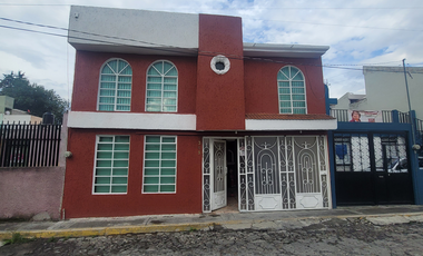 Casa en Venta en C. Manuel Sotelo, Toluca de Lerdo.