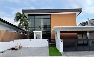 5BR House for Sale in BF Homes Parañaque