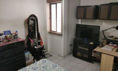 En venta casa de 4 dormitorios en Urb. La Joya.