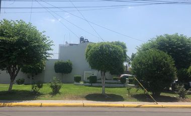 HERMOSA CASA EN VENTA EN FRACC PASEOS DEL VALLE