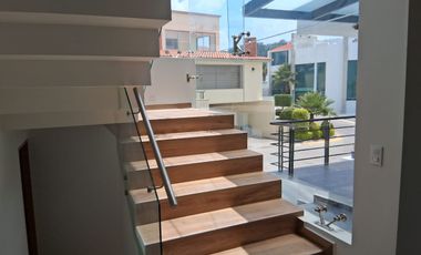 VENDO CASA NUEVA BOSQUE ESMERALADA UNICA
