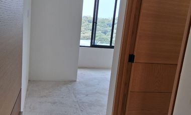 VENDO CASA NUEVA BOSQUE ESMERALADA UNICA