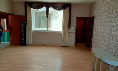 CASA  VENTA BUGAMBILIAS  OPORTUNIDAD ZAPOPAN JAL.