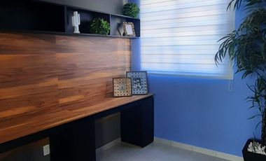 Hermosa Casa con Bonitos Acabados, Super bien Distribuida. (Zona Pueblito Colonial)