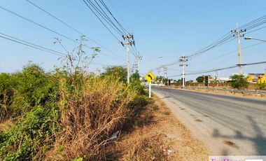 Land for sale on Jesadawithi Rd, Mahachai, Samut Sakhon, 21.5 rai 11 mil/rai.