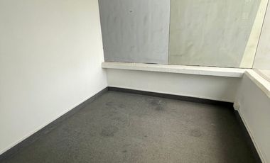 VENTA O ALQUILER DE OFICINA COMERCIAL EN AV. PRINCIPAL, SANTA CATALINA