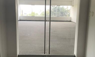 VENTA O ALQUILER DE OFICINA COMERCIAL EN AV. PRINCIPAL, SANTA CATALINA